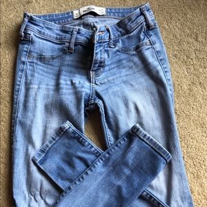 Hollister jeans